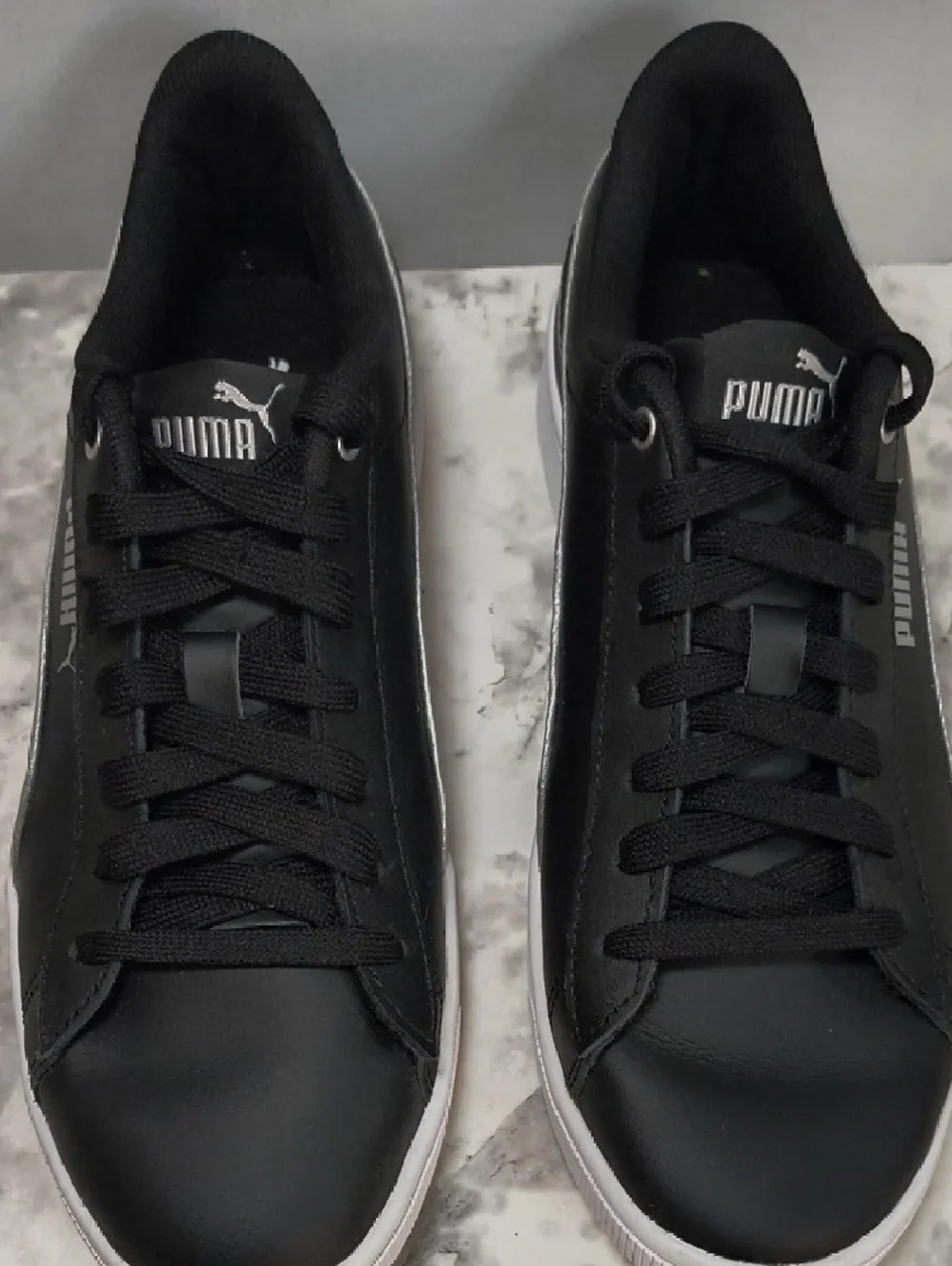 Puma Women's Vikky V2 Low Top Black/Silver Sneakers Size 8.5